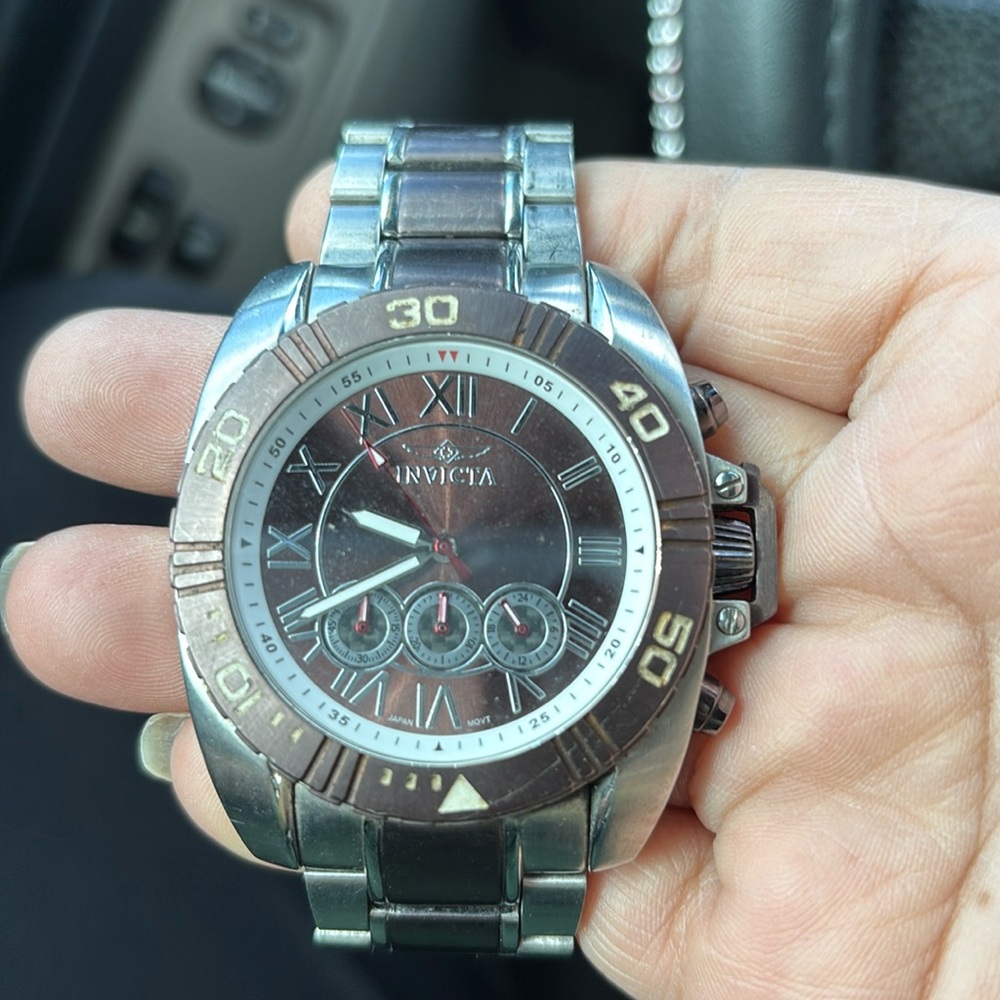 Invicta watch…used..needs a battery